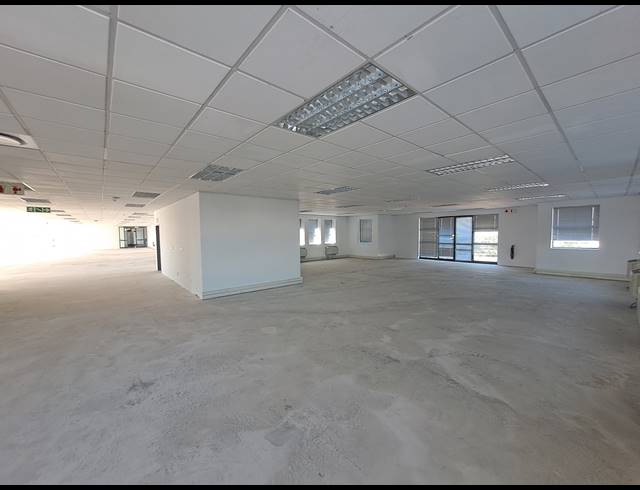 1,575M² OFFICE TO LET IN ILLOVO